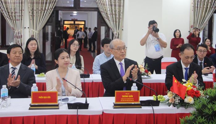 Toàn cảnh buổi tiếp đón đồng chí Trương Quân, Chánh án TAND tối cao Trung Quốc cùng Đoàn đại biểu cấp cao TAND tối cao Trung Quốc.