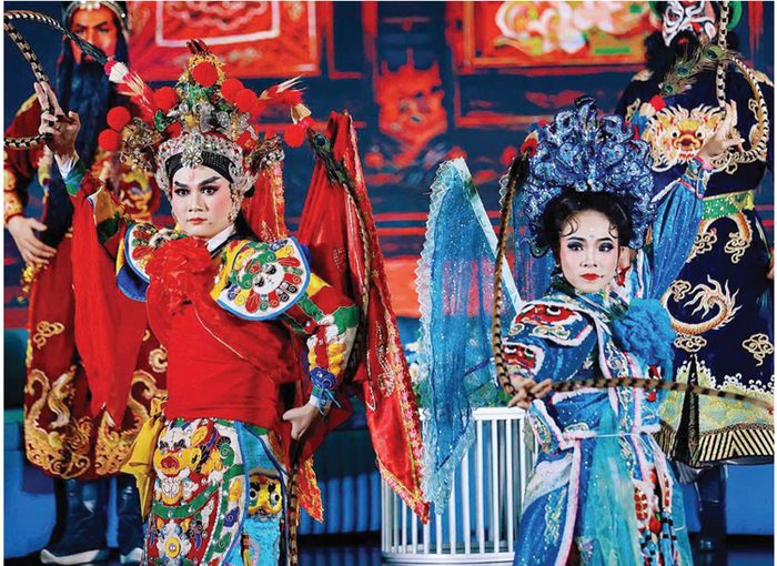  Các nghệ sĩ Nhà hát Nghệ thuật hát bội TPHCM biểu diễn trong chương trình tọa đàm “Số hóa dữ liệu văn hóa, du lịch TPHCM” vào tháng 7-2026. Ảnh: NHÀ HÁT NGHỆ THUẬT HÁT BỘI TPHCM CUNG CẤP 