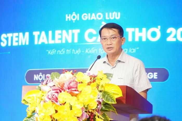 Ông Lê Thắng Lợi, Giám đốc Trung tâm Phát triển Giáo dục và Đào tạo phía Nam cho biết những hoạt động trải nghiệm như STEM Talent Cần Thơ 2026 giúp cho tư duy học sinh rất nhiều.