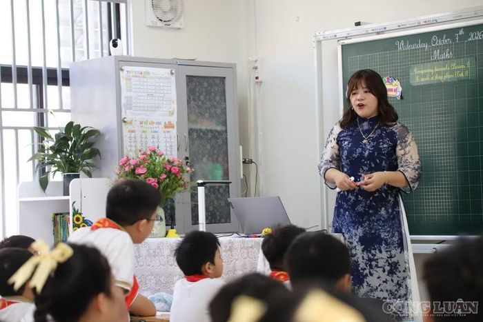 Sách cũ không mặc nhiên tốt hơn chỉ vì gắn với ký ức của nhiều thế hệ; sách mới cũng không thể được coi là tiến bộ chỉ vì đã thay đổi.