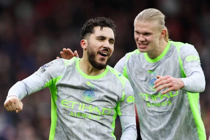 Man City đối diện nguy cơ bị trừng phạt nặng nề