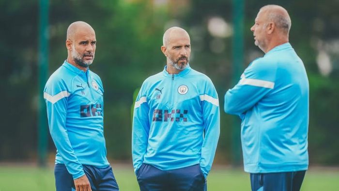 Maresca (giữa) từng làm trợ lý cho Pep ở Man City