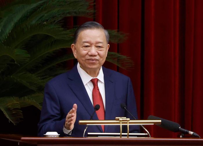 Tổng Bí thư, Chủ tịch nước Tô Lâm phát biểu tại phiên bế mạc hội nghị lần thứ tư Ban chấp hành Trung ương Đảng khóa 14. Ảnh: TTXVN