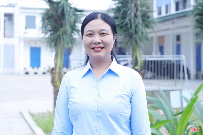 Bà Võ Thị Hồng Minh – Chủ tịch HĐQT kiêm Giám đốc Công ty CP Giống cây trồng và Thương mại Hà Tĩnh.