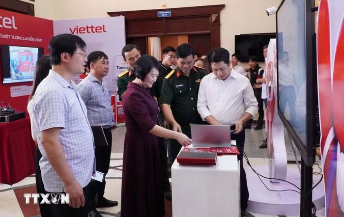 Chiều 9/10/2026, UBND tỉnh Hưng Yên tổ chức hội nghị phát động Ngày Chuyển đổi số tỉnh Hưng Yên và hưởng ứng Ngày Chuyển đổi số quốc gia năm 2026. (Ảnh: Nguyễn Công Hải/TTXVN)