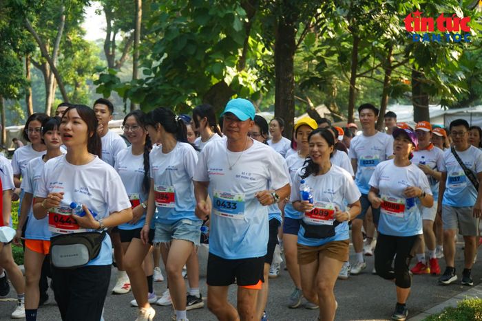 Giải chạy “Phụ nữ chạy vì môi trường không khói thuốc và Tương lai xanh” lan tỏa thông điệp chung tay bảo vệ sức khỏe phụ nữ, trẻ em và xây dựng môi trường sống trong lành.