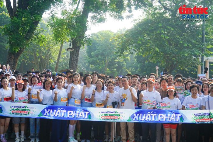 Giải chạy là hoạt động thiết thực hướng tới kỷ niệm 96 năm thành lập Hội Liên hiệp Phụ nữ Việt Nam và Ngày Phụ nữ Việt Nam 20/10.