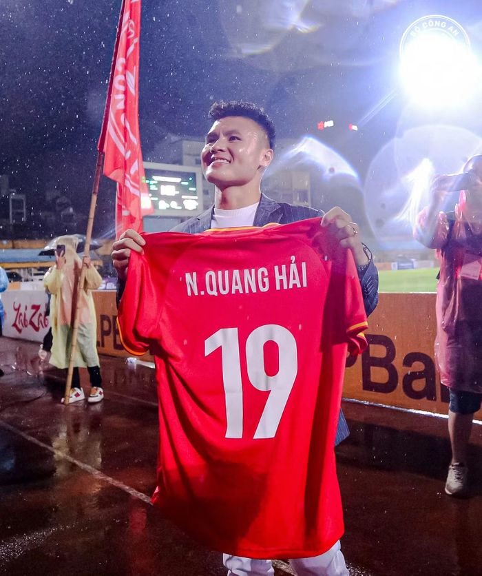 Công an Hà Nội với đầu tàu Quang Hải đã vươn mình mạnh mẽ ở sân chơi khu vực. Ảnh: CAHN.