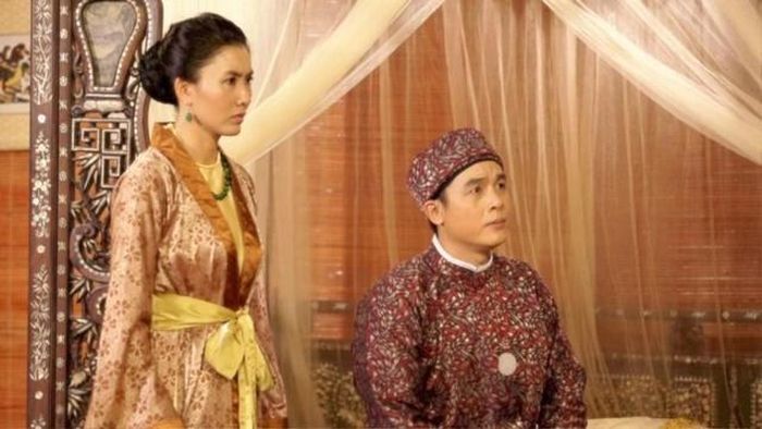 Hòa Hiệp và Nguyệt Ánh trong phim. Ảnh: T.L