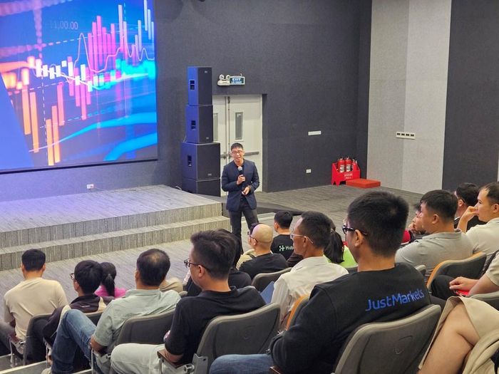 Ông Nguyễn Minh Hoàng, Giám đốc Phân tích CTCP Chứng khoán Nhất Việt