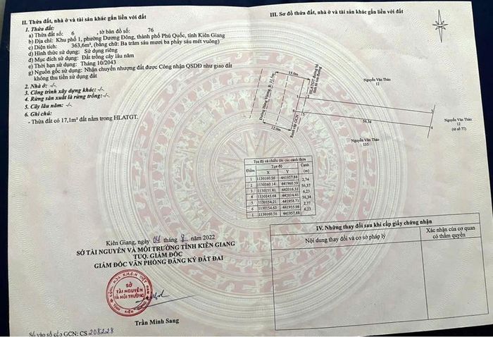 Giấy chứng nhận quyền sử dụng đất chủ nhà bịt kín lối đi của nhiều nhà dân là đất trồng cây lâu năm, không phải đất ở đô thị