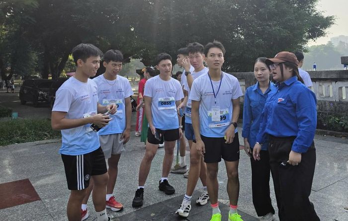 Đây cũng là dịp để sinh viên tham gia vào một hoạt động cộng đồng gắn với sức khỏe, môi trường và trách nhiệm xã hội.