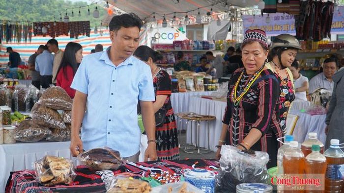 Ngành Công Thương Đà Nẵng đang nỗ lực thúc đẩy phát triển thương mại vùng đồng bào dân tộc thiểu số, miền núi