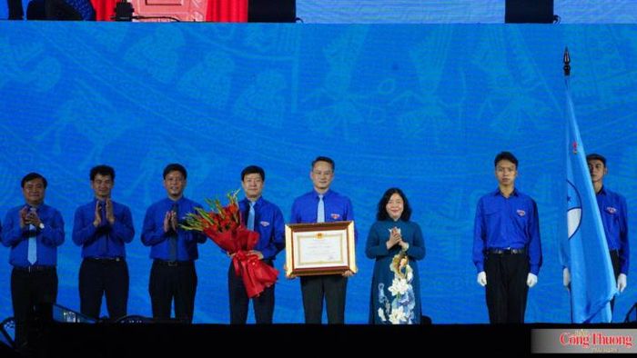 Huân chương Lao động hạng Nhất là sự ghi nhận sâu sắc hành trình 70 năm dấn thân, tình nguyện và những thành tích đặc biệt xuất sắc của các thế hệ thanh niên trong sự nghiệp xây dựng, bảo vệ Tổ quốc.