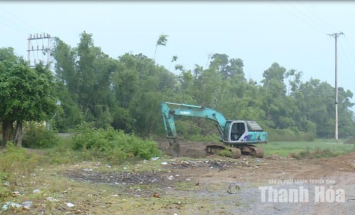 Đoạn tuyến thi công của Công ty CP Xây dựng và Thương mại Xuân Hưng còn vướng mắc 115m.