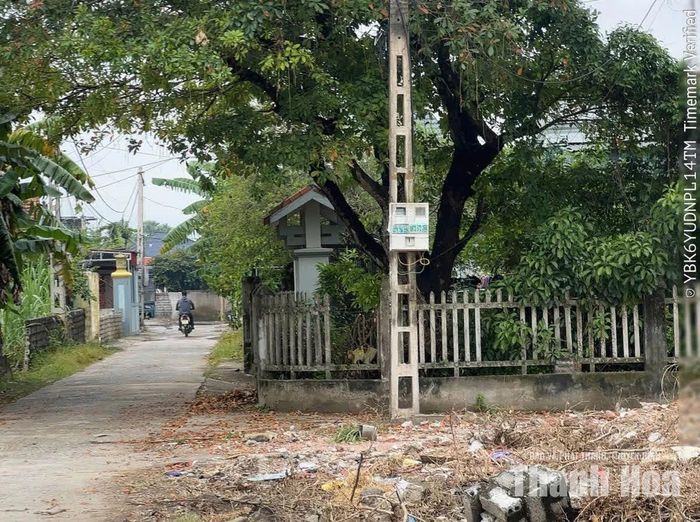 Đến ngày 10/10, vẫn còn 12 vị trí cột điện chưa được di dời.