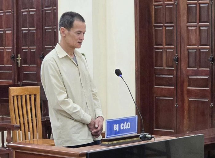  Bị cáo Vũ Văn Thành ở phường Chũ vừa bị Tòa án nhân dân thành phố xét xử về tội giết người xuất phát từ mâu thuẫn bộc phát. 