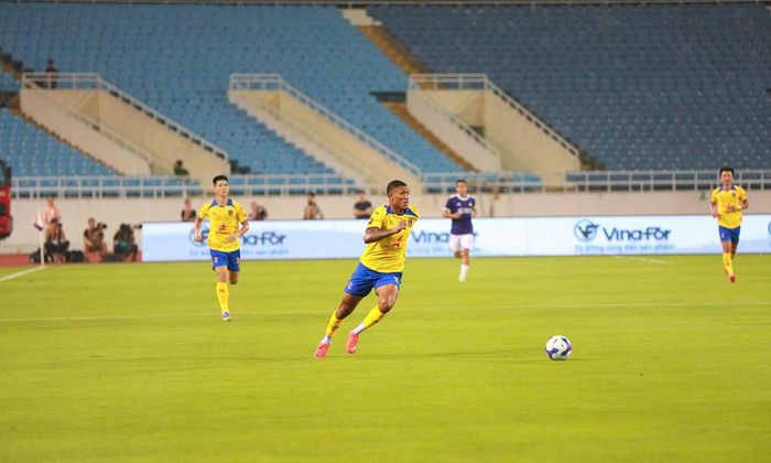  Dù kiểm soát bóng tốt và thể hiện lối chơi chặt chẽ, song Bắc Ninh FC vẫn để thua đáng tiếc trên sân khách. 