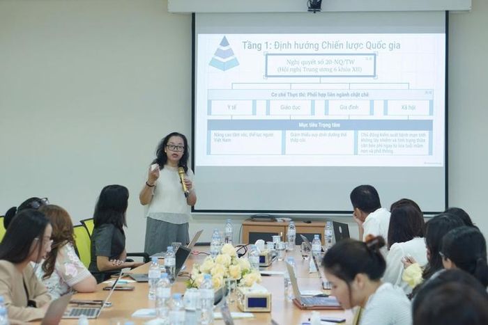 TS Bùi Thị Mai Hương, Giám đốc Trung tâm Dịch vụ khoa học kỹ thuật dinh dưỡng, thực phẩm,Viện Dinh dưỡng Quốc gia.