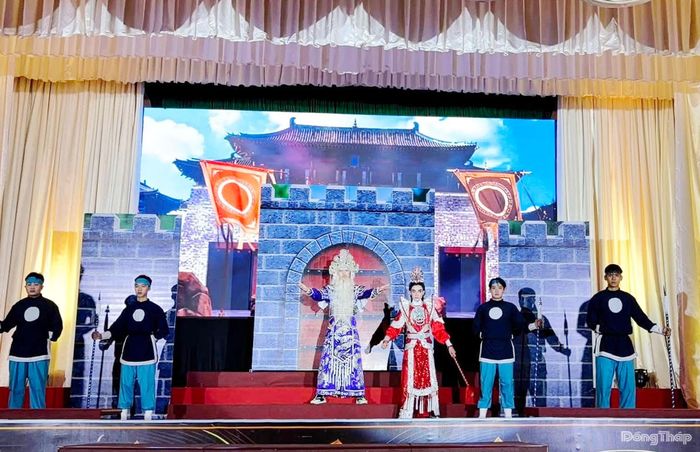 Hình ảnh trong vở diễn.