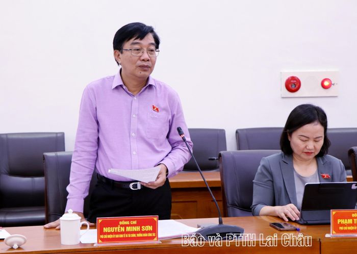 Đồng chí Nguyễn Minh Sơn - Phó Chủ nhiệm Ủy ban Kinh tế và Tài chính, Trưởng đoàn công tác ghi nhận sự chủ động, quyết liệt của tỉnh Lai Châu, đồng thời yêu cầu phối hợp rà soát toàn diện, hoàn thiện hồ sơ dự án.