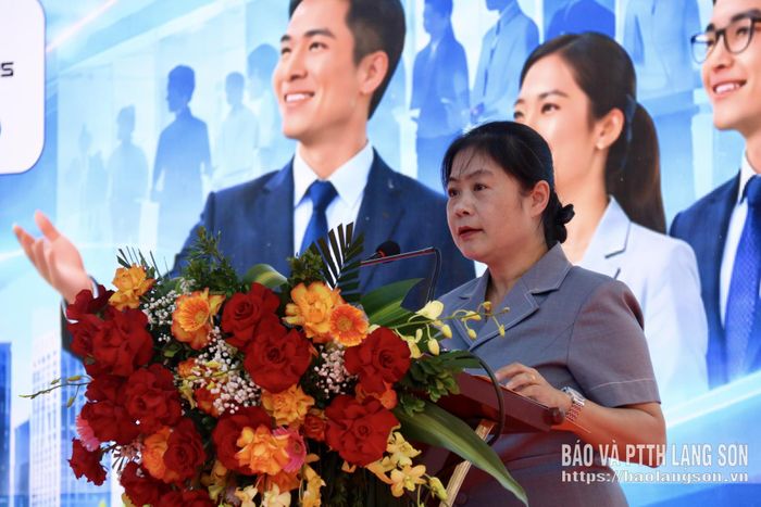 Lãnh đạo UBND phường Kỳ Lừa phát biểu tại chương trình