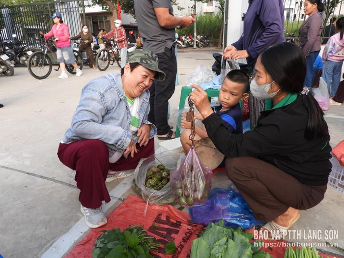 Niềm vui đi chợ Mai Pha