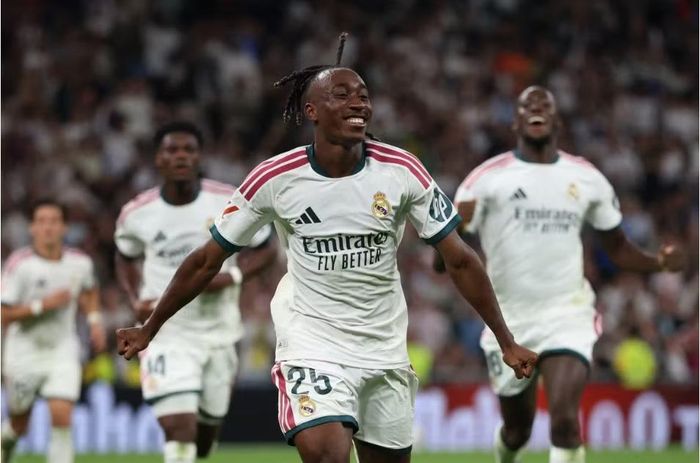 Diomande là người hùng giúp Real Madrid thắng Villarreal 1-0. (Ảnh: Reuters)