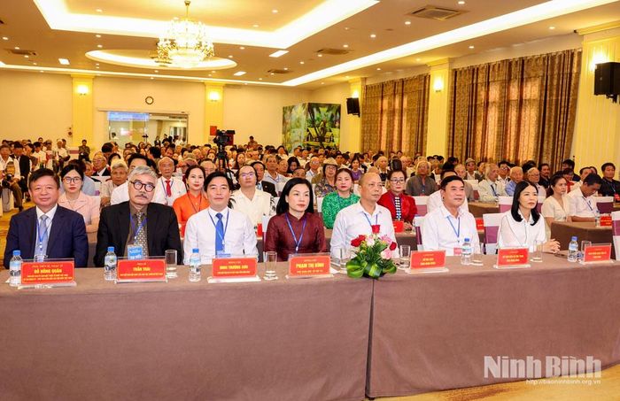 Các đại biểu dự Đại hội.