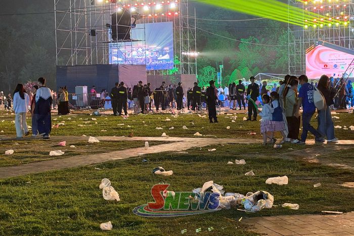 Hình ảnh tại Quảng trường Tây Bắc sau đêm khai mạc Lễ hội cà phê Sơn La năm 2026.