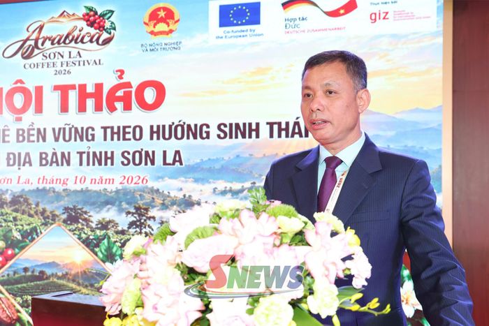 Đồng chí Nguyễn Thành Công, Phó Chủ tịch UBND tỉnh phát biểu tại hội thảo.
