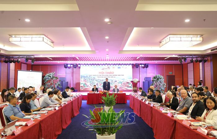 Hội thảo “Phát triển cà phê bền vững theo hướng sinh thái trên địa bàn tỉnh Sơn La”.