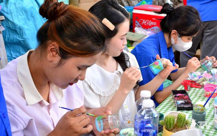 Mỗi lựa chọn xanh hôm nay là một cách để người trẻ góp phần gìn giữ môi trường sống cho ngày mai.