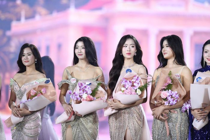 Kết thúc vòng chung khảo của cuộc thi, nhiều thí sinh ra về, các cô gái đã có khoảng thời gian tươi đẹp để rèn giũa bản lĩnh của mình.