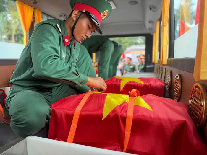 Hoạt động tiễn đưa 731 hài cốt liệt sĩ thể hiện lòng tri ân, đạo lý “Uống nước nhớ nguồn” của dân tộc.