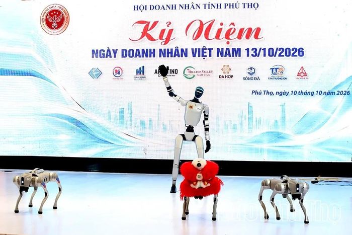 Màn trình diễn robot thông minh