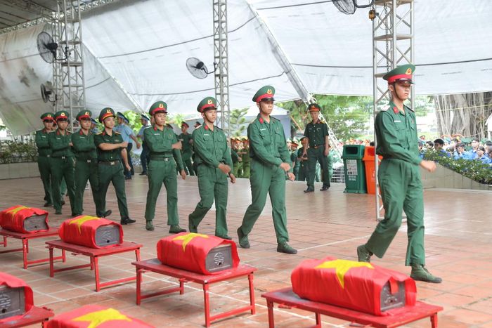 Công tác chuẩn bị Lễ viếng, truy điệu và an táng hài cốt liệt sĩ được thực hiện chu đáo.