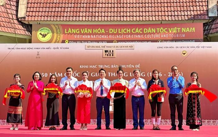 Lễ Khai mạc trưng bày chuyên đề 950 năm Quốc Tử Giám Thăng Long. 