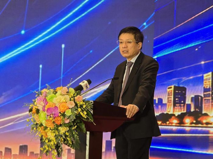 Ông Hồ Sỹ Hùng - Chủ tịch VCCI, phát biểu khai mạc diễn đàn.