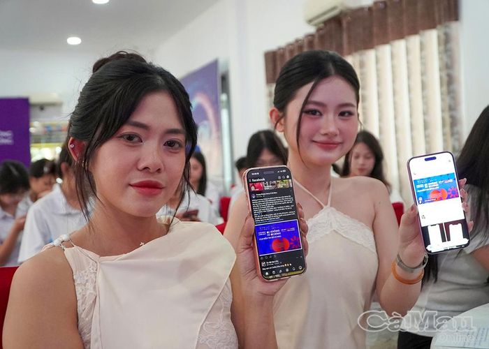 Các KOL thể hiện quyết tâm đồng hành cùng chiến dịch “Không một mình 2026”.