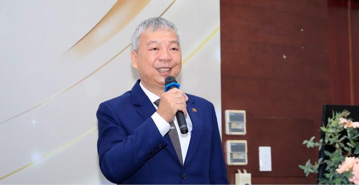 TS. Nguyễn Quốc Chính - Hiệu trưởng Trường ĐH Quốc tế - phát biểu nhận nhiệm vụ sáng 10/10/2026