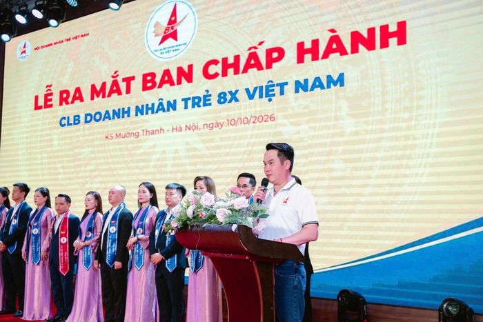 Ông Đặng Hồng Anh, Phó Chủ tịch Hội Liên hiệp Thanh niên Việt Nam, Chủ tịch Hội Doanh nhân trẻ Việt Nam Phát biểu chỉ đạo tại buổi lễ.