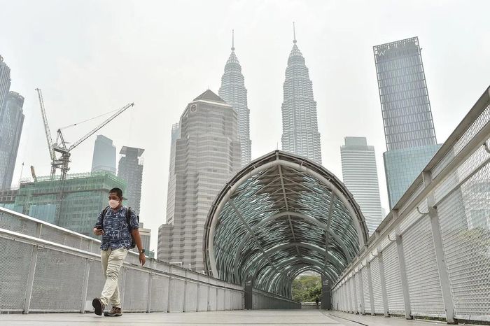 Khói mù bao phủ thủ đô Kuala Lumpur của Malaysia, ngày 7/10. (Ảnh: Getty Images)