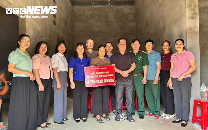 Rất nhiều căn nhà được hỗ trợ xây mới, sửa chữa từ nguồn Trung ương và địa phương.
