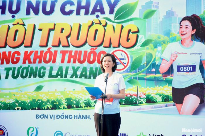 Phó Chủ tịch Trung ương Hội Liên hiệp phụ nữ Việt Nam Nguyễn Thị Minh Hương phát biểu. Ảnh: Nguyệt Ánh