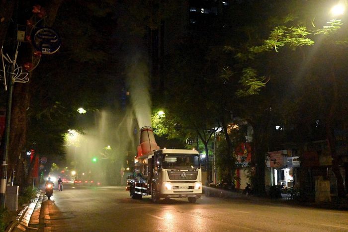 Sau thời gian thử nghiệm, URENCO sẽ đánh giá hiệu quả để báo cáo thành phố cho nhân rộng. Ảnh: Thanh Hồng