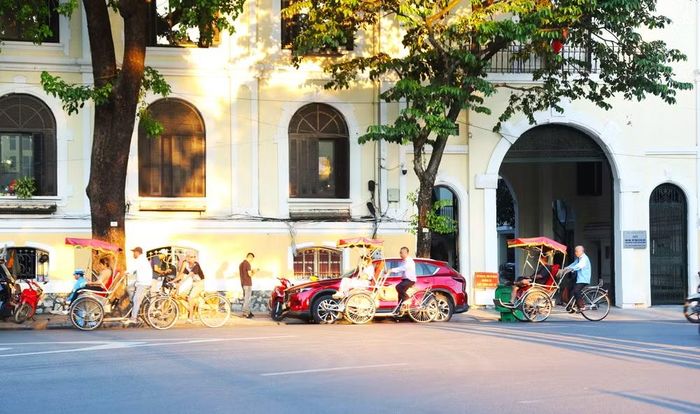 Mỗi chuyến xích lô là một câu chuyện về Hà Nội