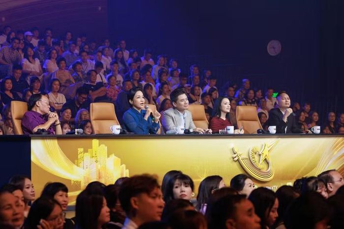 Hội đồng giám khảo đêm Liveshow thứ 2 của "Sao Mai 2026"