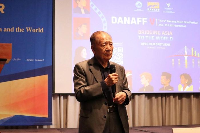 Ông Kim Dong-ho, nhà sáng lập, cựu Chủ tịch LHPQT Busan đánh giá cao và nhấn mạnh tầm quan trọng của VFDA khi đưa toạ đàm và DANAFF đến với LHPQT Busan