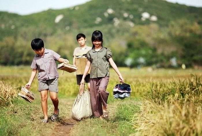 Những khung hình nên thơ, giàu cảm xúc trong phim “Tôi thấy hoa vàng trên cỏ xanh” (đạo diễn Victor Vũ)